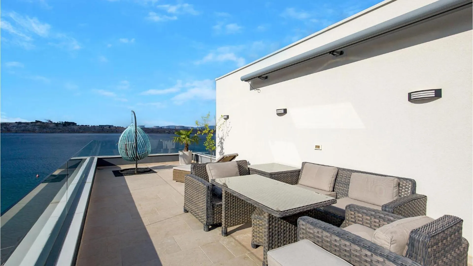 2 Bedroom Pet Friendly Apartment In Omišalj 0*,